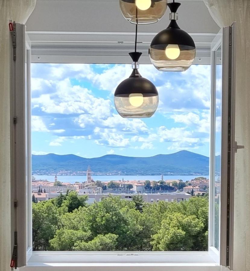 Apartment "50 Shades" With Balcony And Free Parking In The Garage Zadar Exterior photo